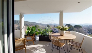 t4 à la vente -   13100  AIX EN PROVENCE, surface 115 m2 vente t4 - UBI472903661